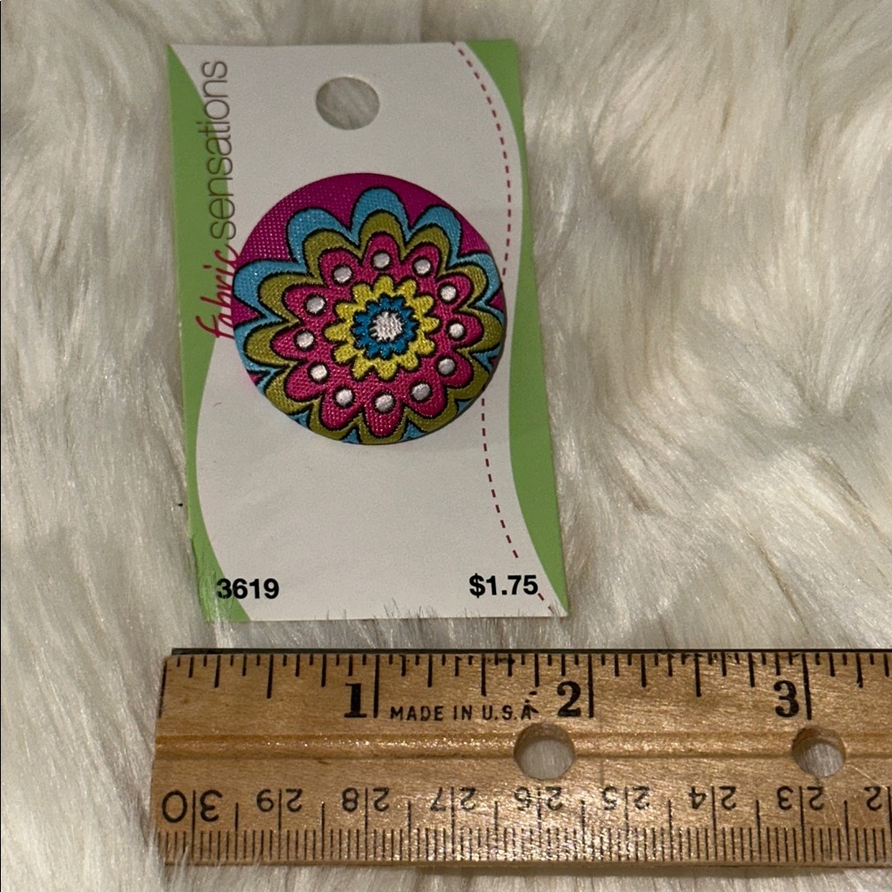 Fabric Sensations Colorful Flower Button New - $1 if bundled